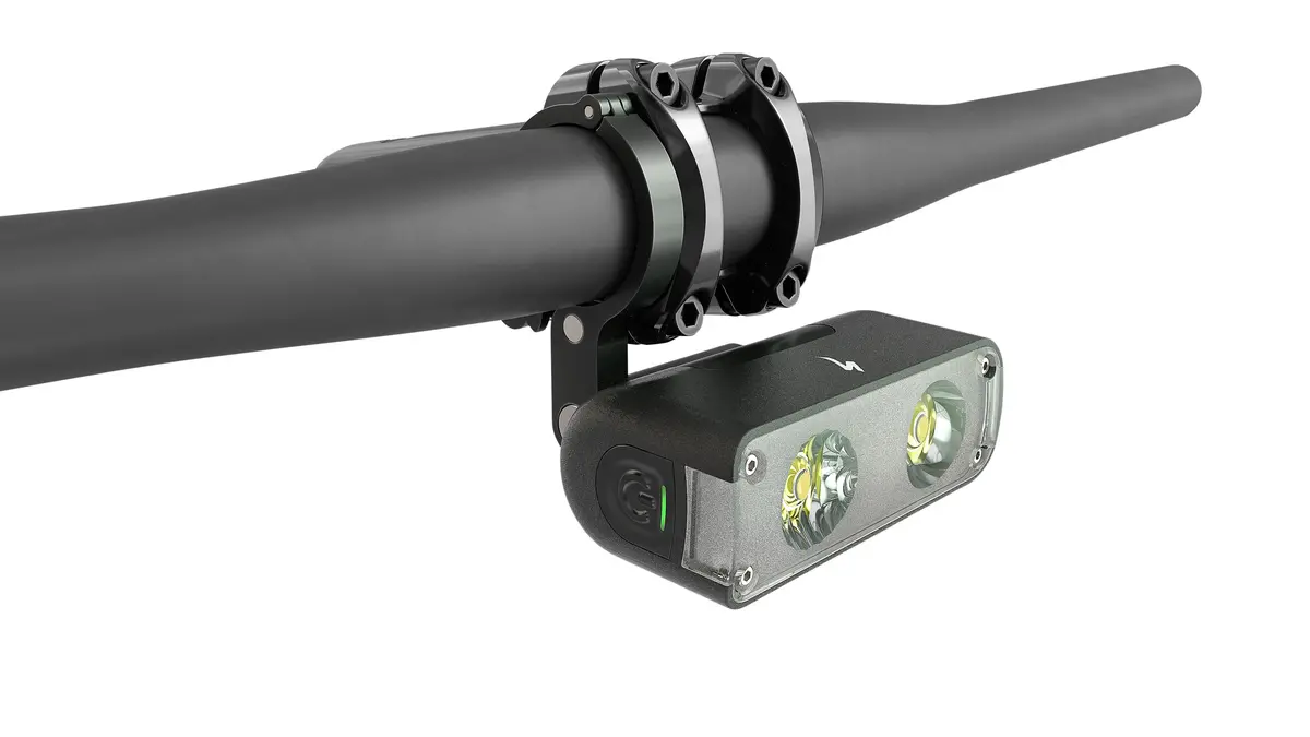 Specialized Flux 1250 Headlight 1