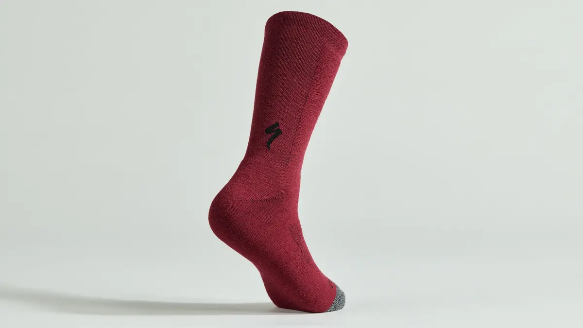 Specialized Merino Deep Winter Tall Socks - Maroon M 1