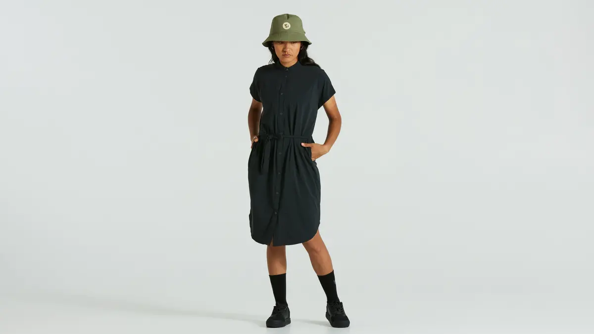 Specialized/Fjällräven Saddle To Table Dress 1