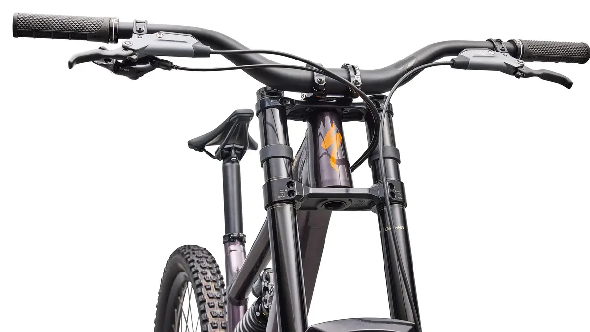 Specialized Status 2 170 Dh 4
