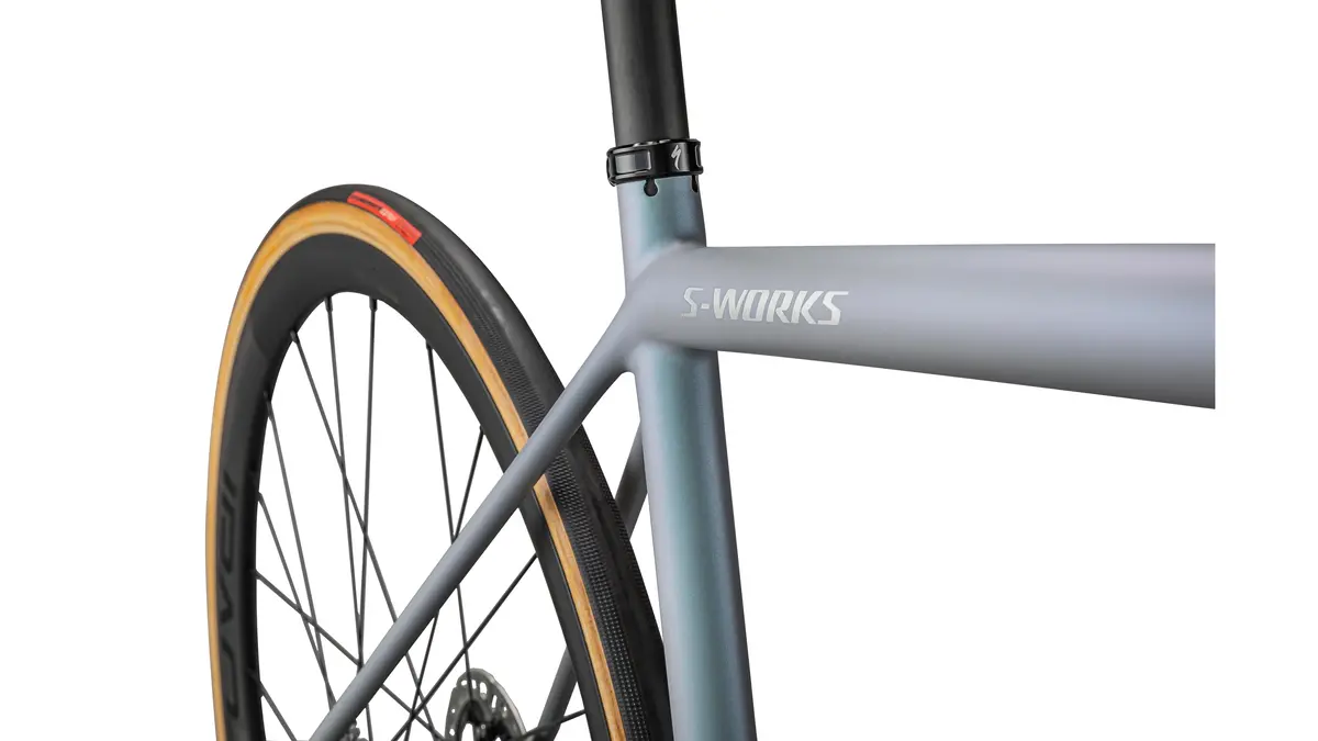 Specialized Aethos S-Works Di2 12