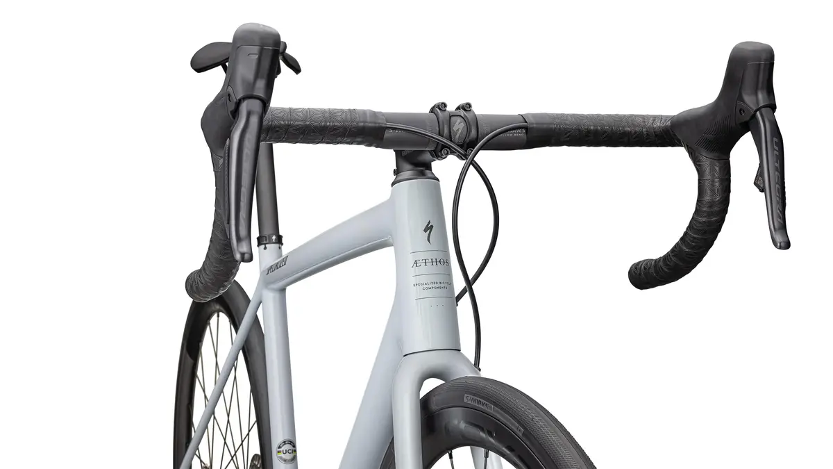 2024 Specialized Aethos Pro Ultegra Di2 10