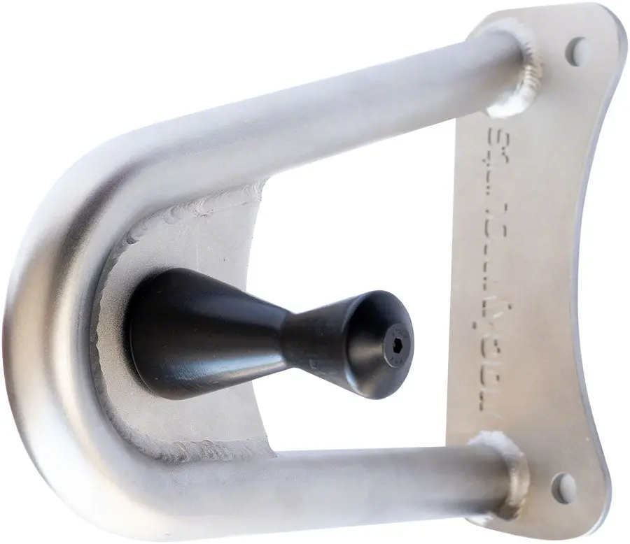 Rockymounts Wallride Wall-Mounted Storage Rack 1