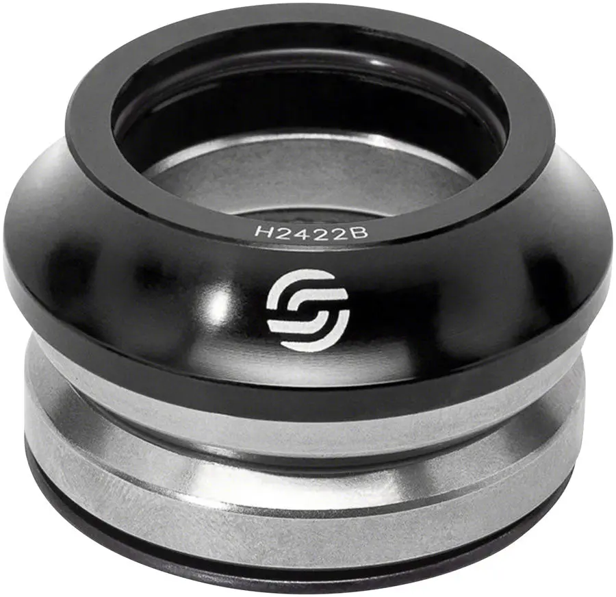 Salt Pro Headset 1