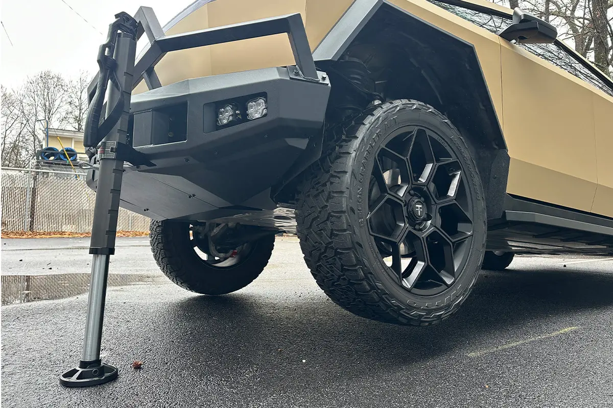 Tesla Cybertruck Ctx Bumper Hydraulic High Lift Recovery Jack 2