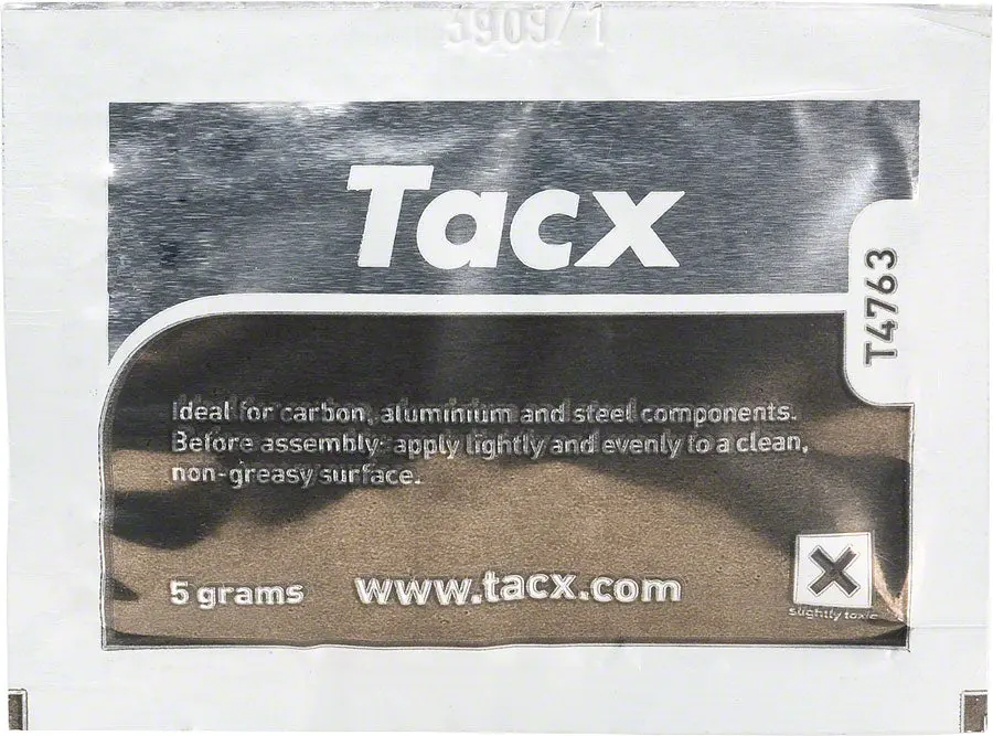 Tacx Carbon Assembly 1