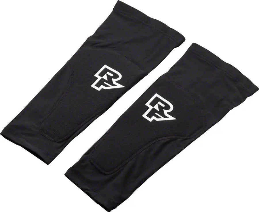 Raceface Charge Sub-Zero Leg Pads 1