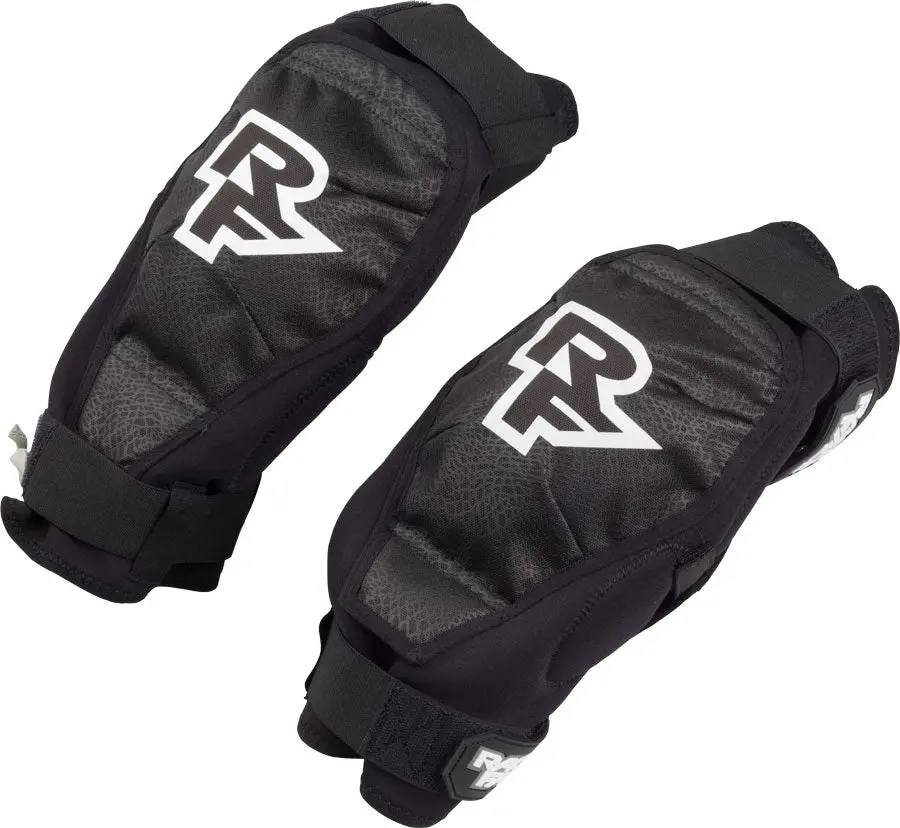 Raceface Dig Knee Pads 1