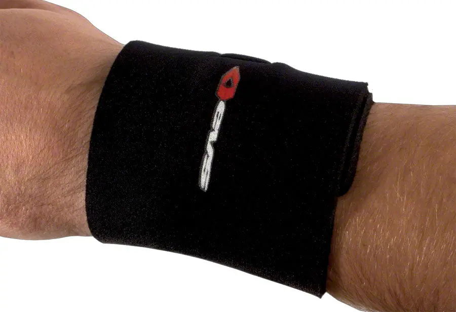 Evs Sports Wrist Support 1