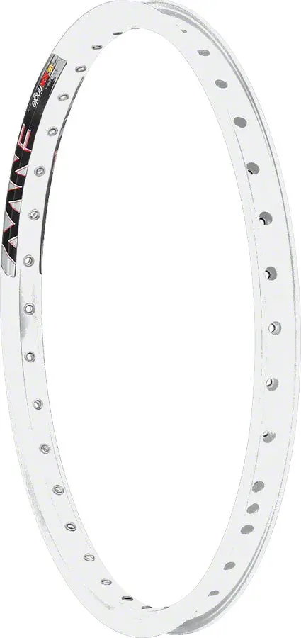 Sun Ringle Envy Front 3