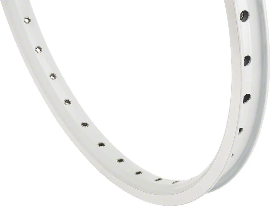 Sun Ringle Envy Rear 1