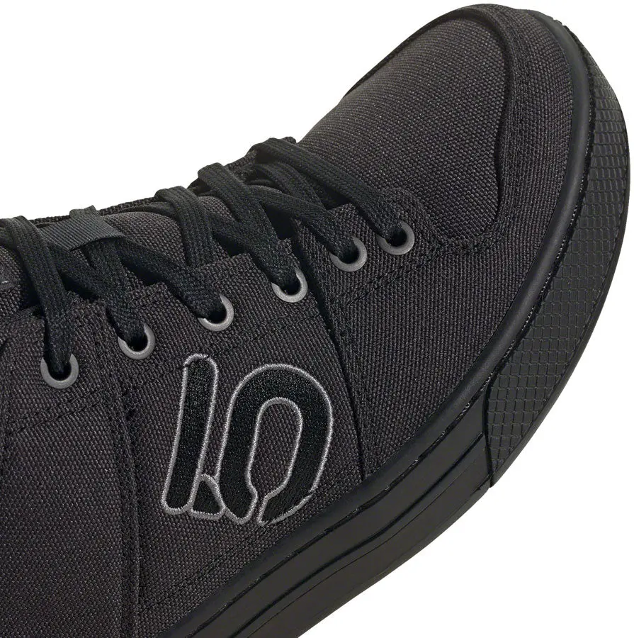 Five Ten Five Ten Freerider Canvas Flat Shoe - Men's, Core Black/Dgh Solid Grey/Grey Five 4
