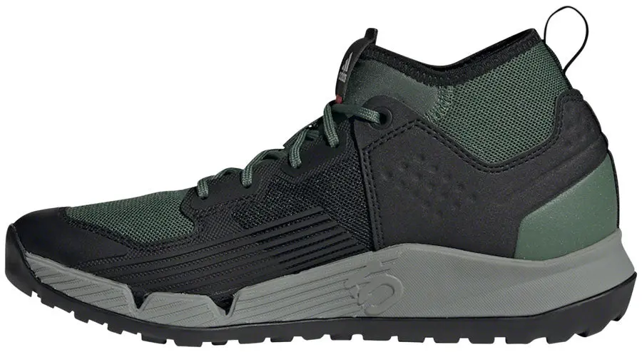 Five Ten Trailcross Xt Flat Shoe - Women's, Green Oxide / Core Black / Dove Grey 6