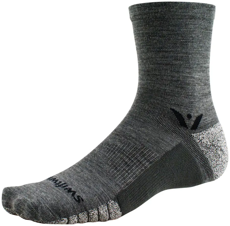 Swiftwick Flite Xt Trail Five Socks 1
