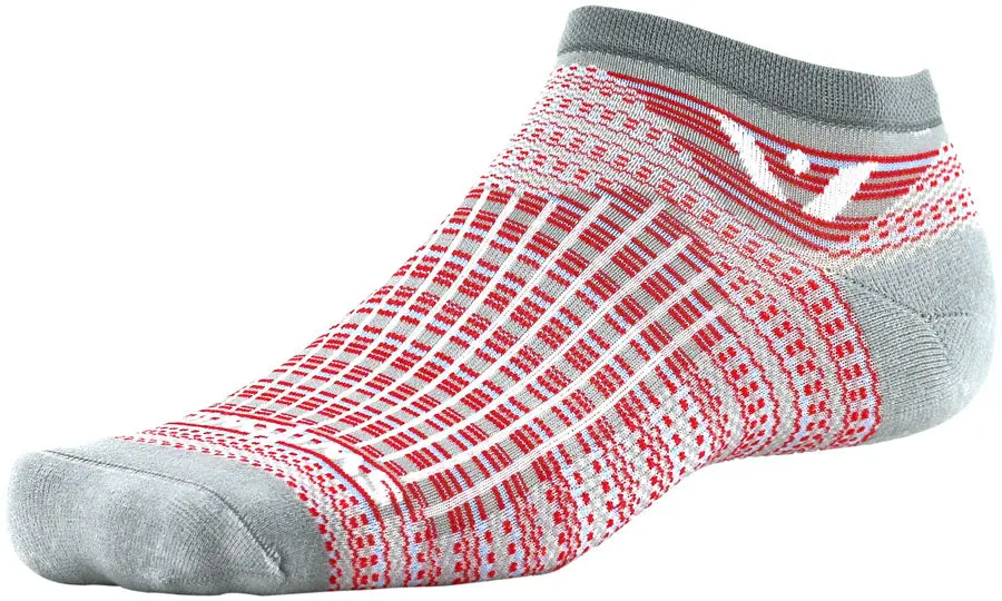 Swiftwick Aspire Stripe Zero Socks 1
