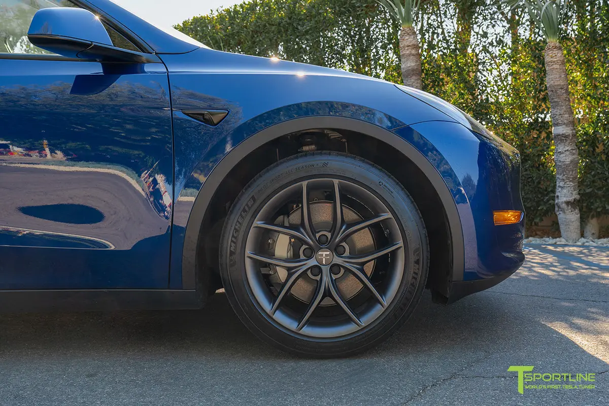Tesla Model Y Ts5 19" Wheel And Tire Package (Set Of 4) Overstock Blowout Special! 18