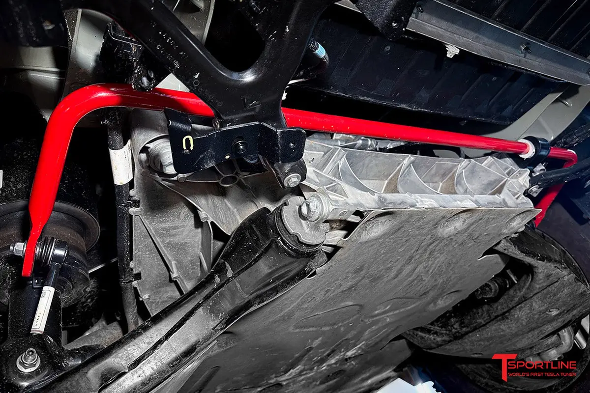 Tesla Cybertruck 3X Adjustable Fully Forged Rear Anti-Roll Sway Bar 1
