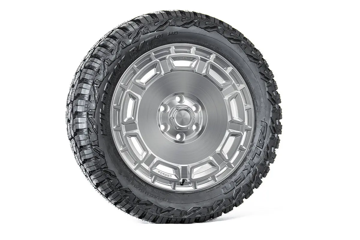 CT9 Forged 22-Inch Wheel & Tire Kit for Tesla Cybertruck – Set of 4 - Image 5