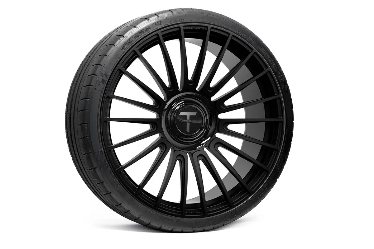 Ty2022 21" Tesla Model Y Wheel And Tire Package (Set Of 4) 1