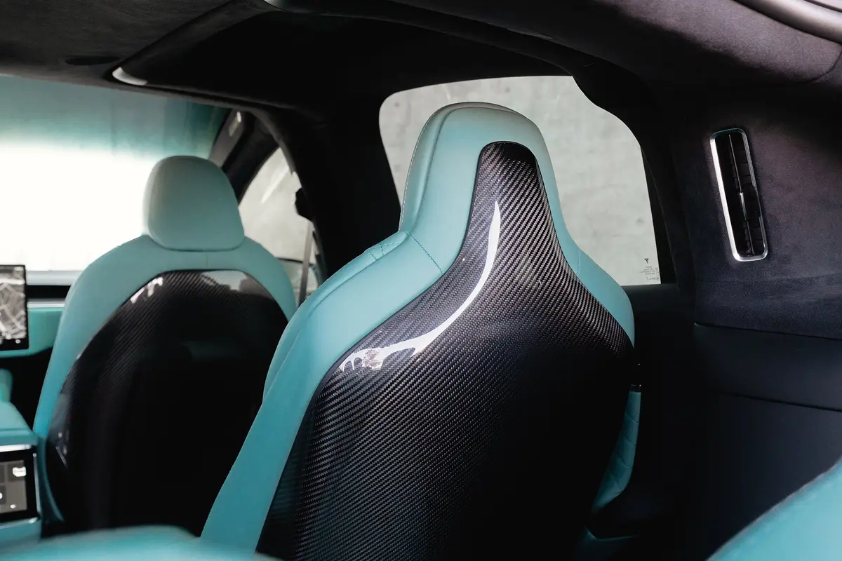 Tesla Model X Long Range & Plaid Carbon Fiber Seat Back Set (2021 - Present) 3