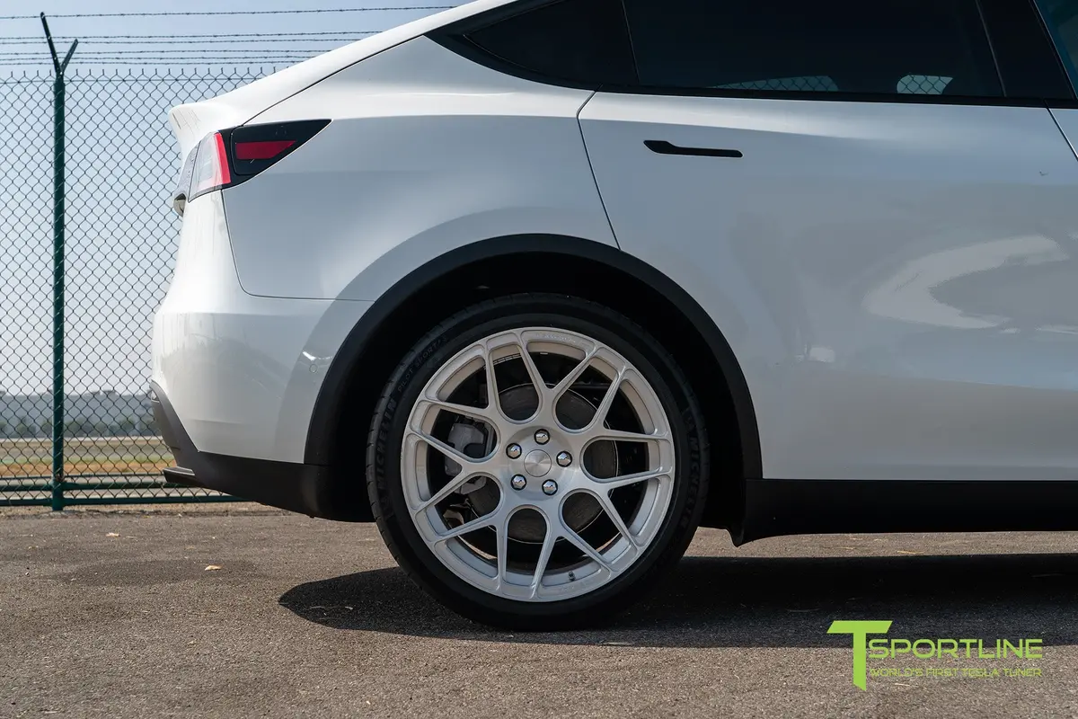 Ty117 21" Tesla Model Y Wheel And Tire Package (Set Of 4) 22