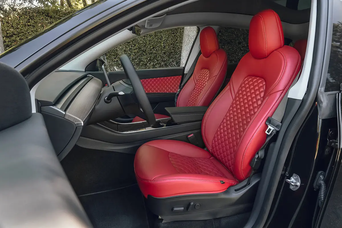 Tesla Model Y 5 Seat Interior Upgrade Kit - Signature Diamond Design 14