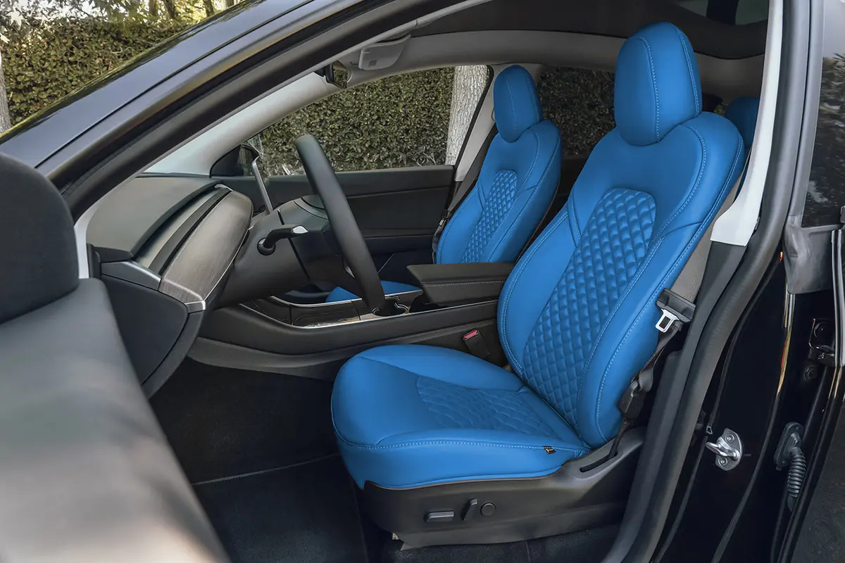 Tesla Model Y 5-Seat Interior Upgrade – Signature Diamond Quilt Pattern - Image 20