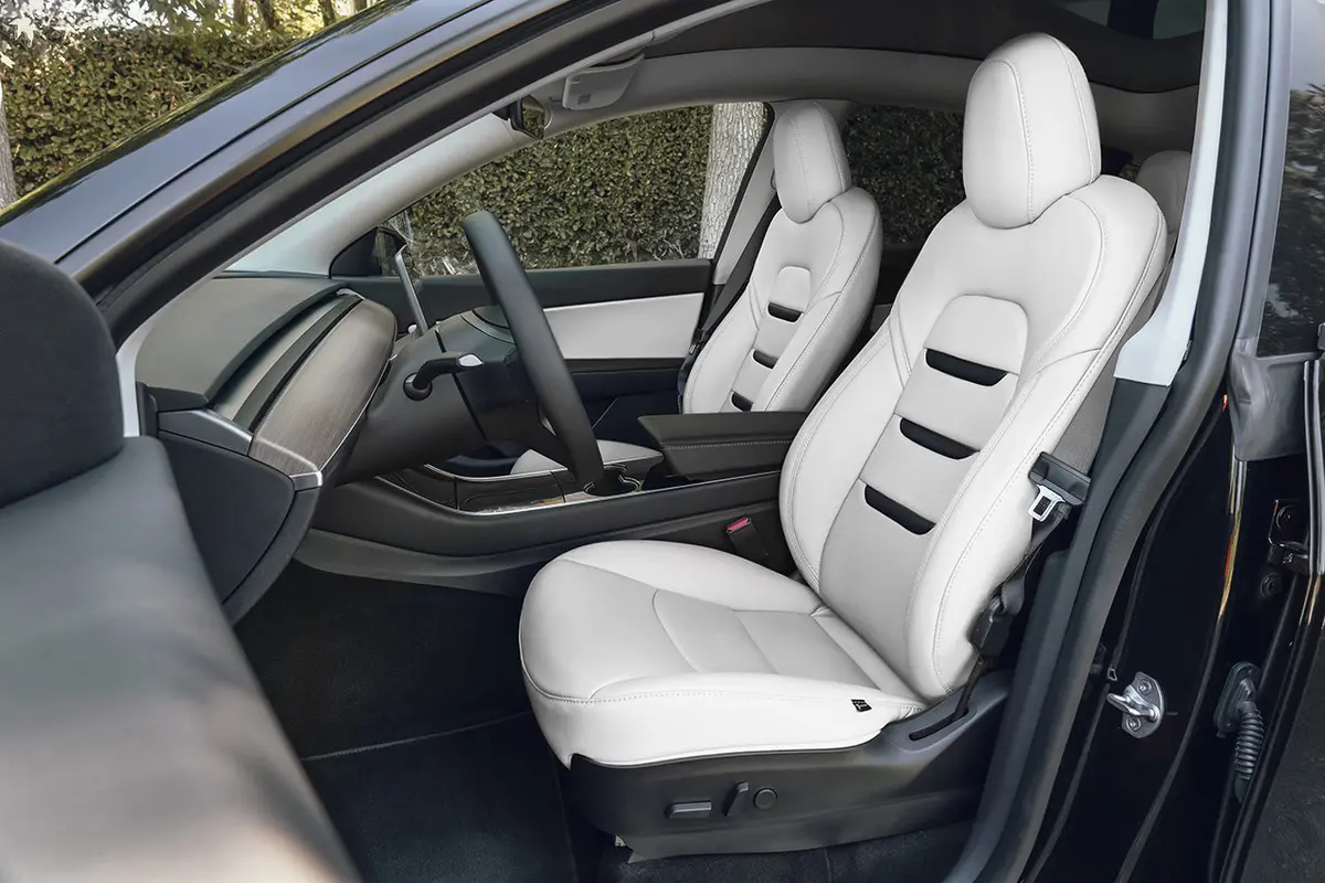 Tesla Model Y 5 Seat Interior Upgrade Kit - Insignia Design 9