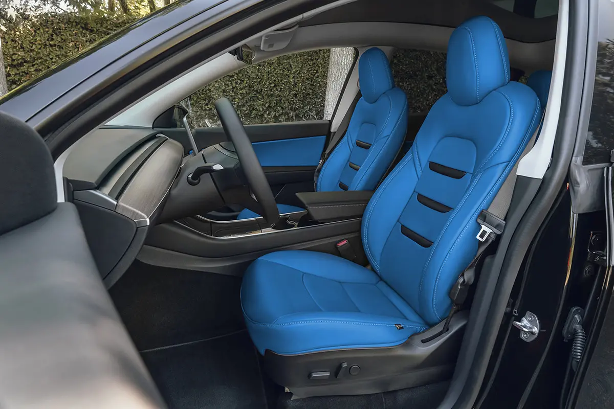 Tesla Model Y 5-Seat Interior Upgrade – Perforated Insignia Design - Image 37