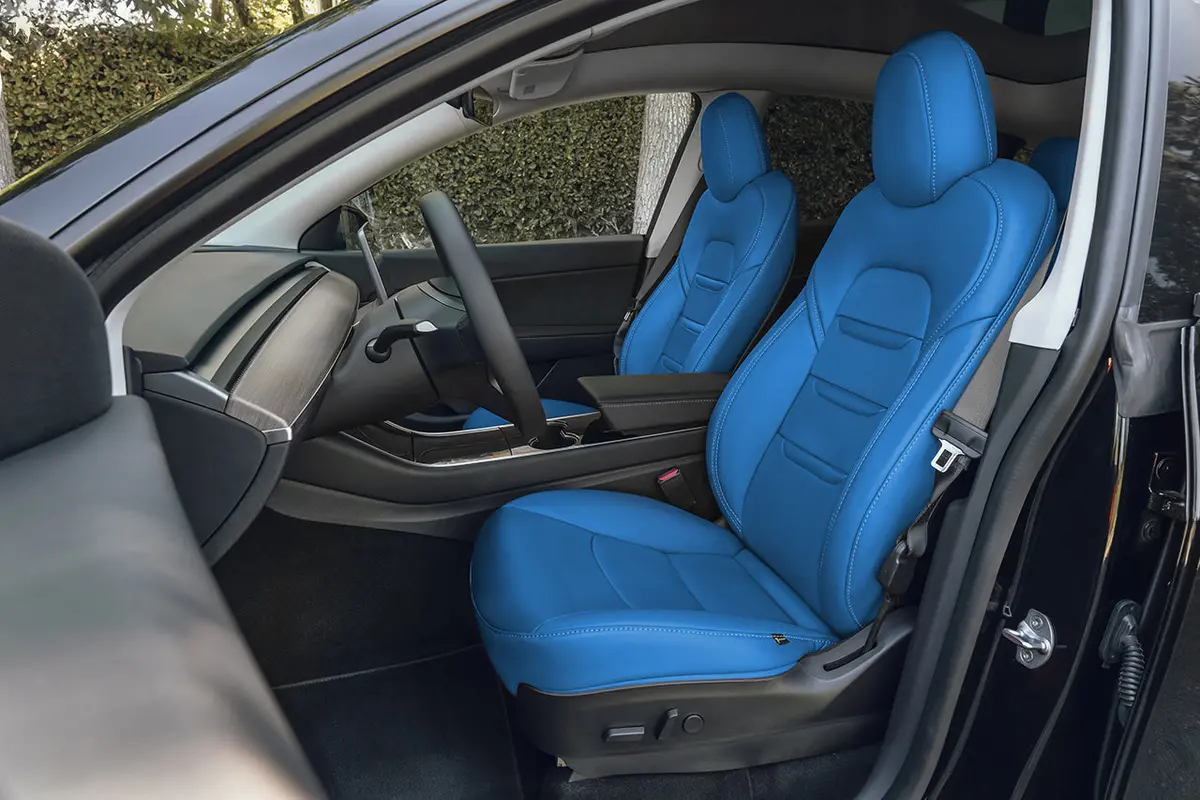 Tesla Model Y 5-Seat Interior Upgrade – Perforated Insignia Design - Image 34