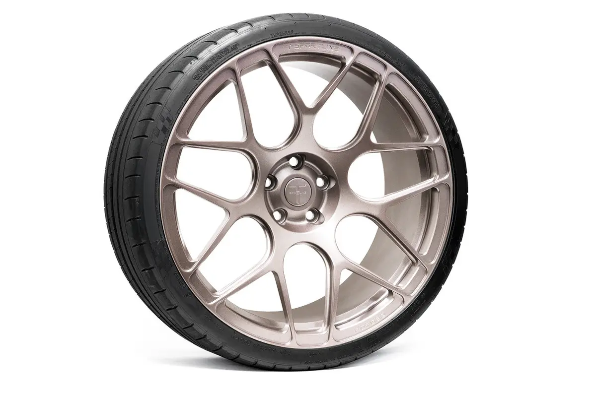 Ty117 21" Tesla Model Y Wheel And Tire Package (Set Of 4) 4