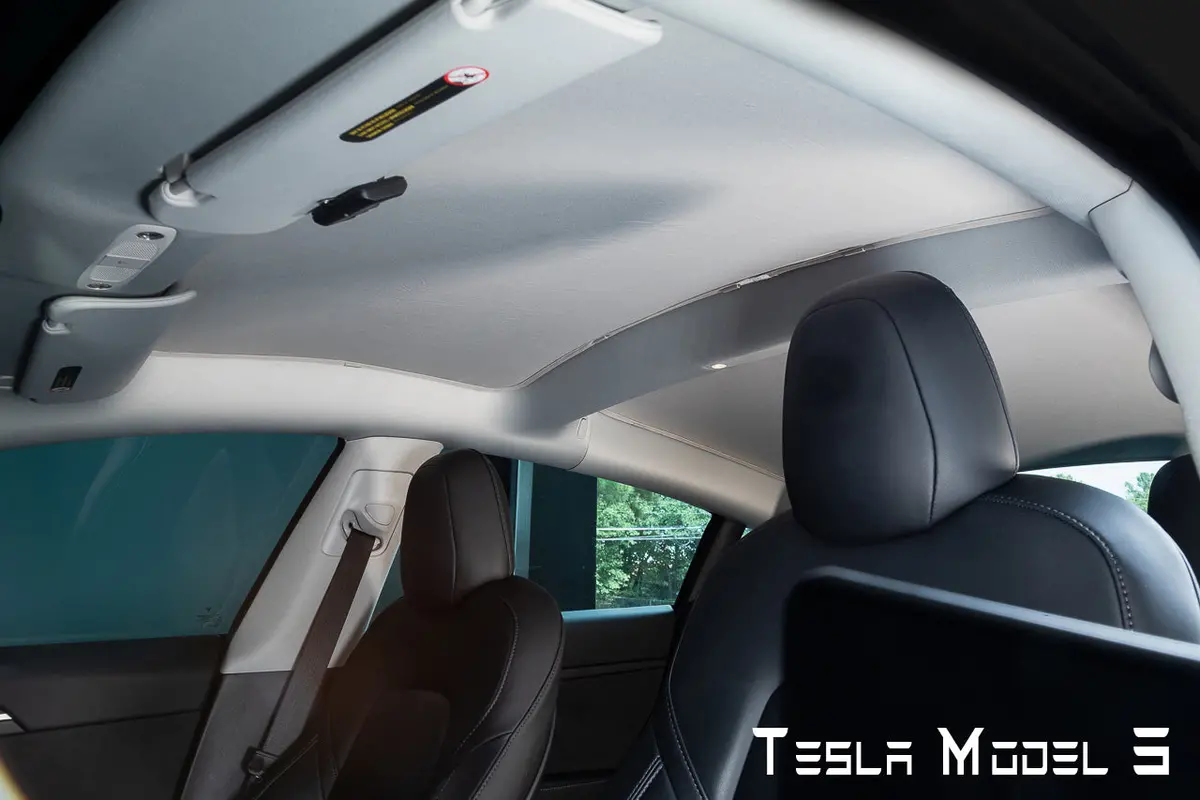 Model 3 / Y Sun Shade For Panoramic Sunroof 2
