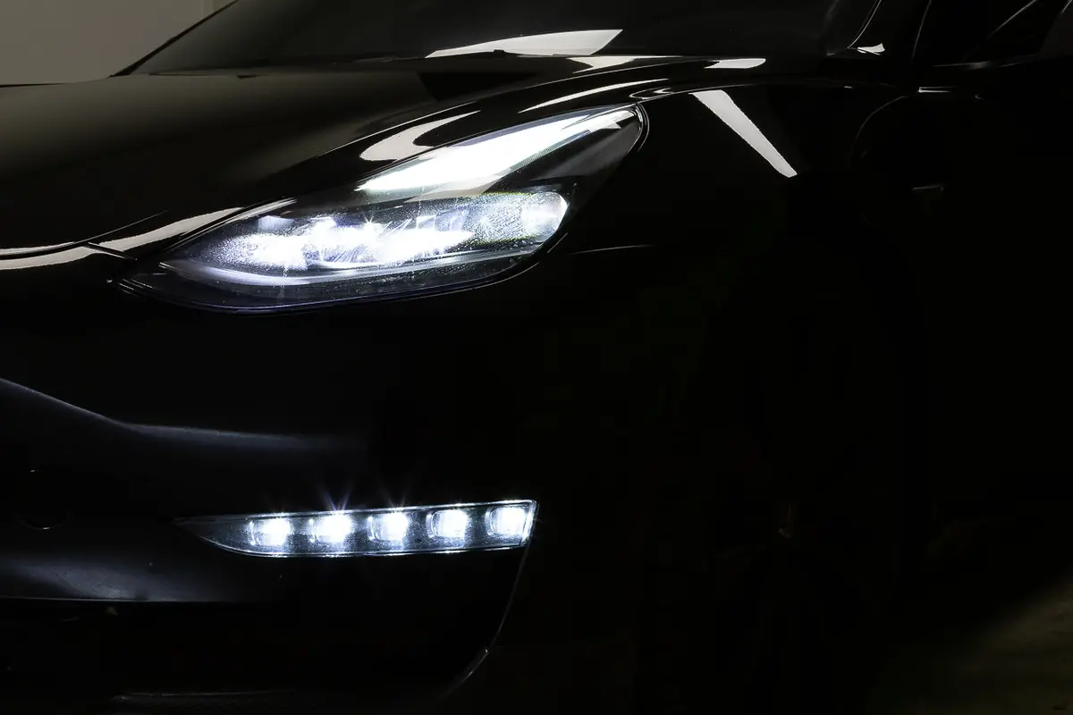 Tesla Model 3 / Y Led Fog Light With Daytime Running Light & Sequential Turn Signal 4