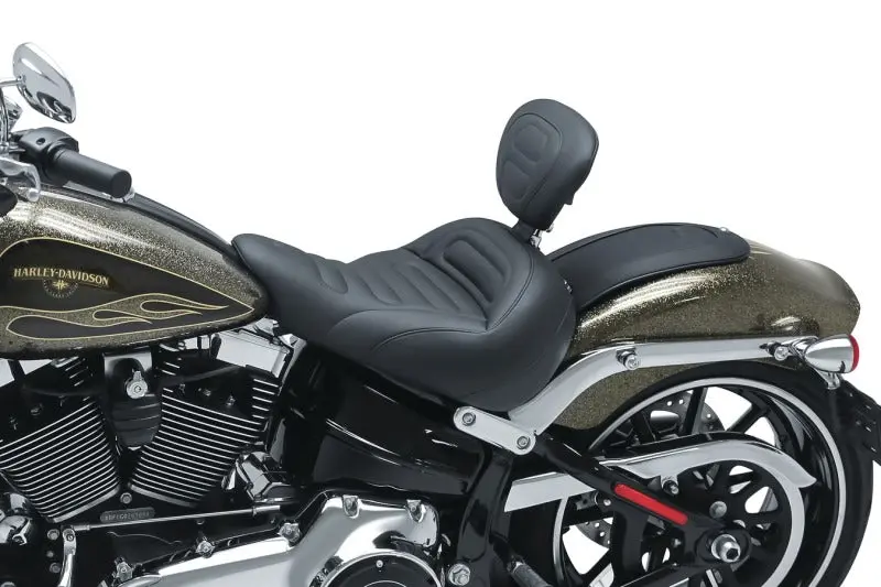 Mustang Solo Touring Seat For 2013–2017 Harley-Davidson Softail Breakout – Black Finish 1